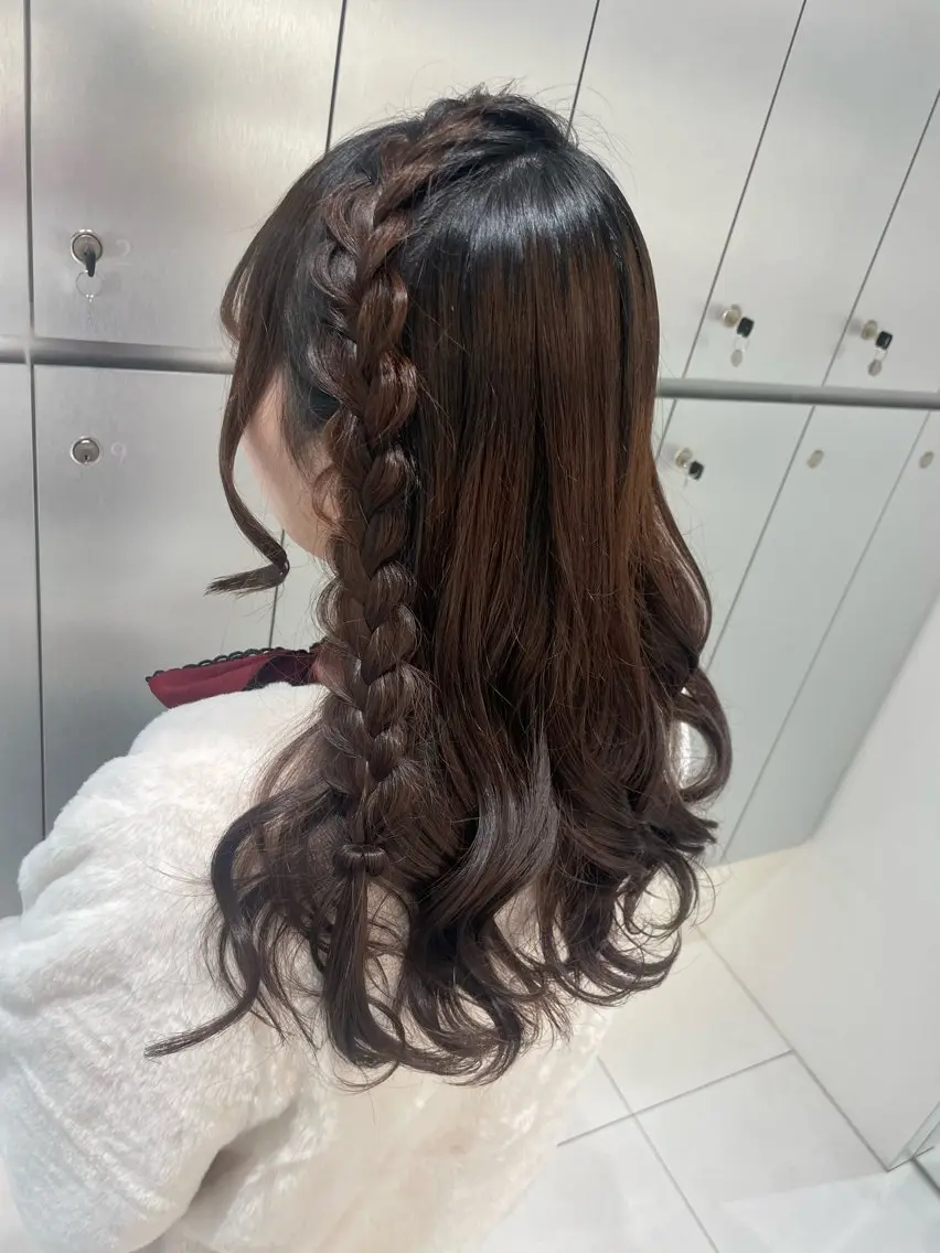 ヘアアレンジ 結婚式・ブライダル ヘアセット ヘアセット🎀耳つぼ 👂💎MONAMIのヘアスタイル