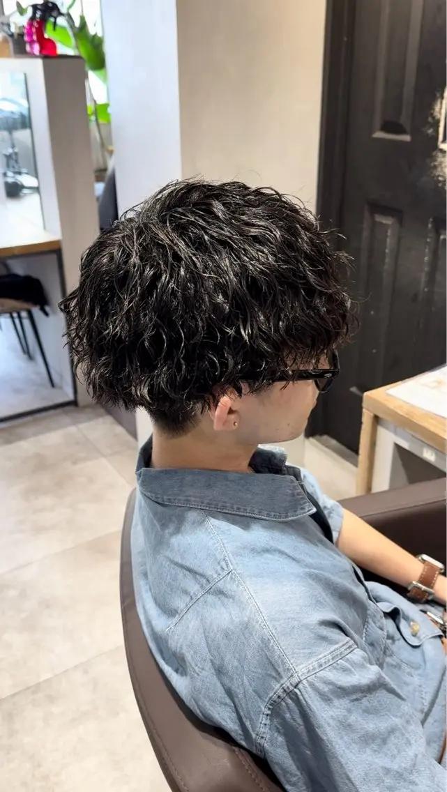メンズ メンズパーマ カット パーマ メンズ特化 TAKUYAのヘアスタイル