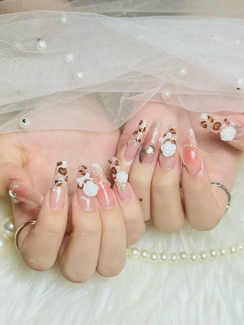 ネイル Lee Soraのネイルデザイン