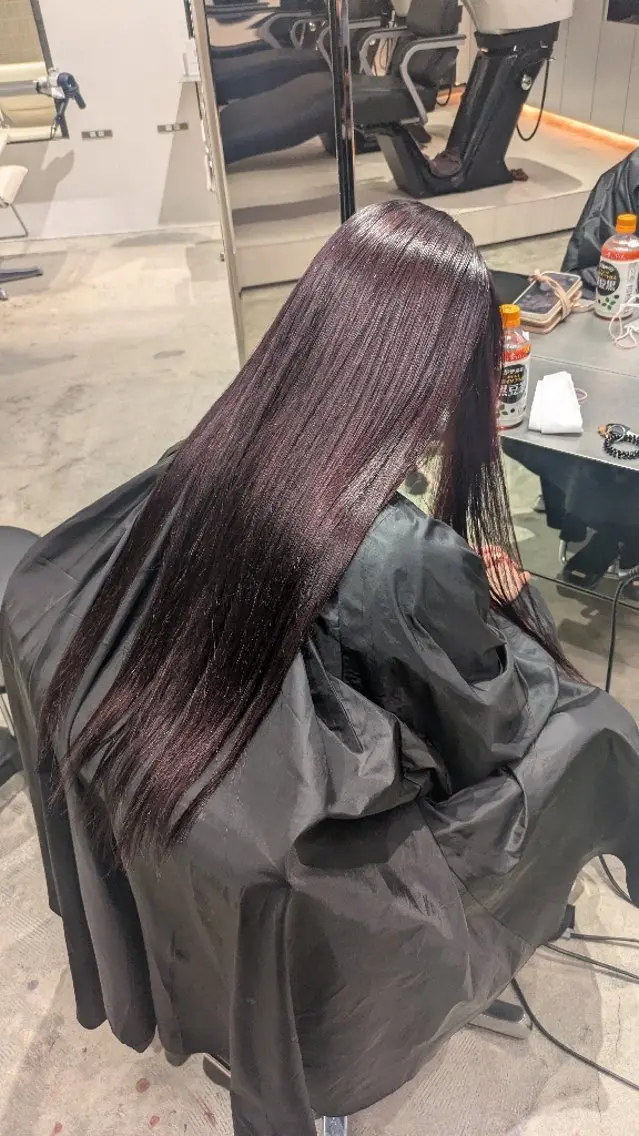 カラー ボルドーカラー ブリーチカラー💕 萌萌のヘアスタイル