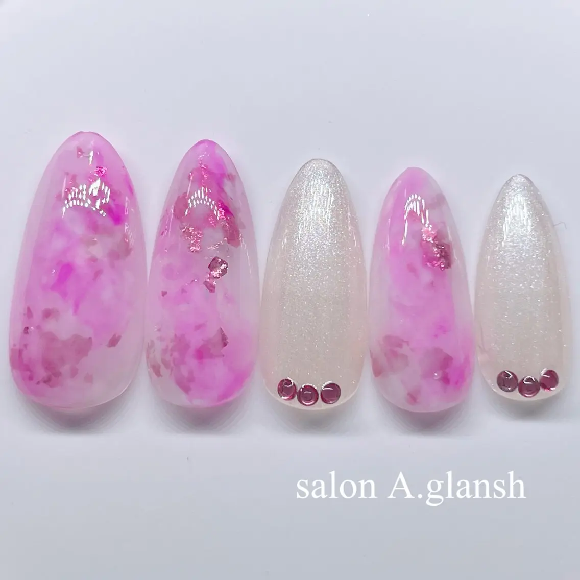 ネイル ハンドネイル ネイル&毛穴肌質改善 salon♪南森町のエステ・リラクイメージ