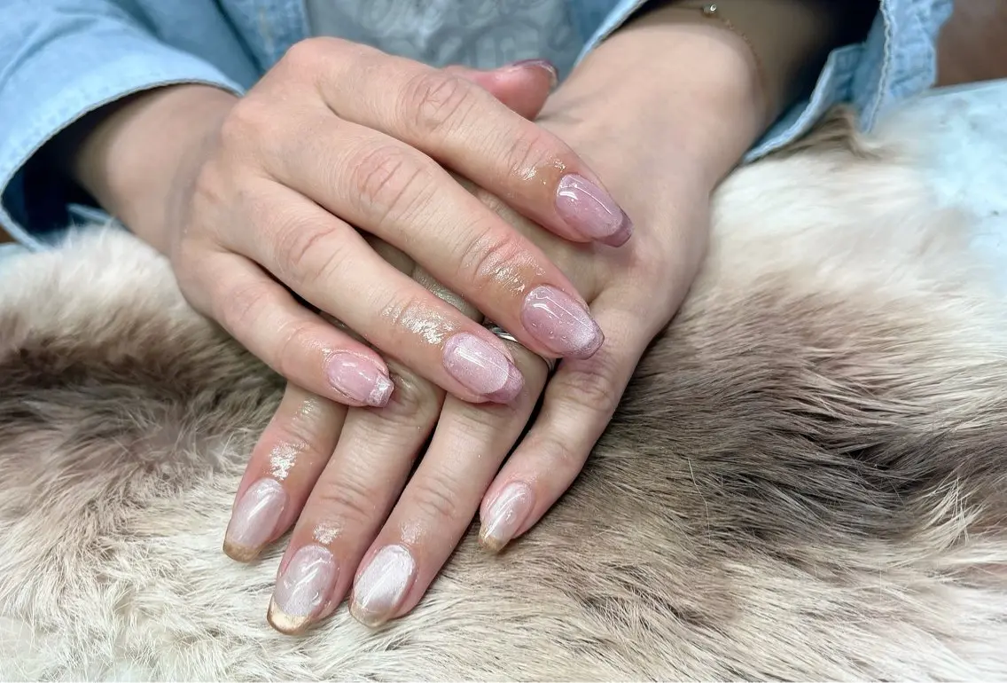 ネイル フレンチネイル マグネットネイル マグネットフレンチ ハンドネイル Nail ecxia ／Reikaのネイルデザイン