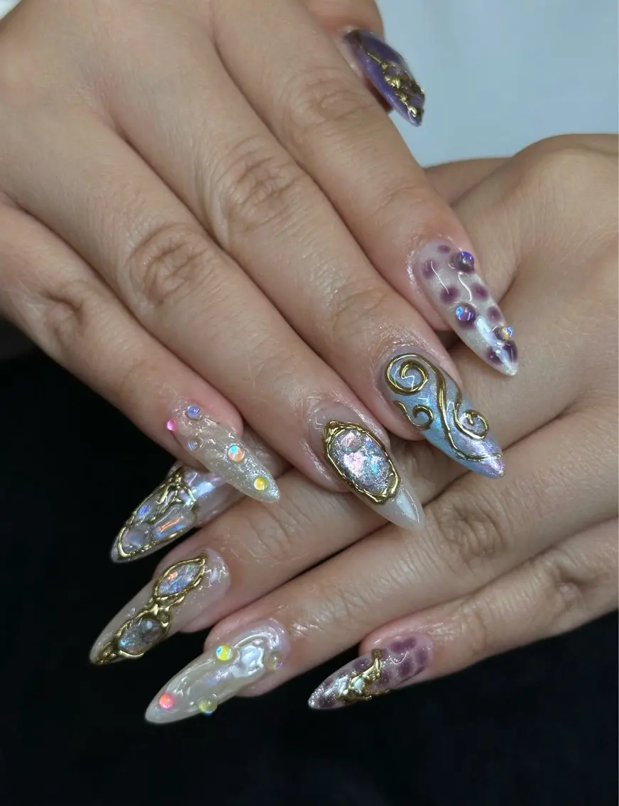 ネイル Iconic Nailのネイルデザイン