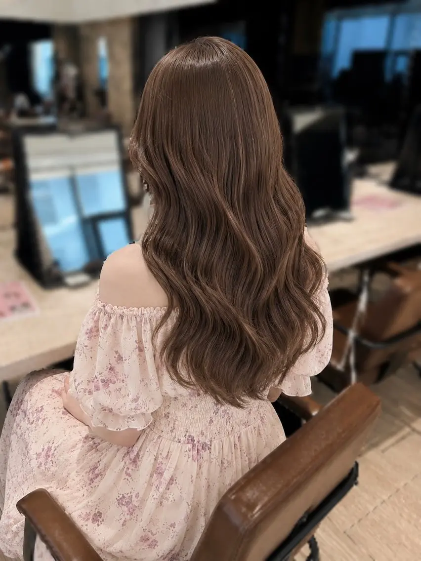 ロング カラー オタクギャル美容師 💫三小田 千容のヘアスタイル