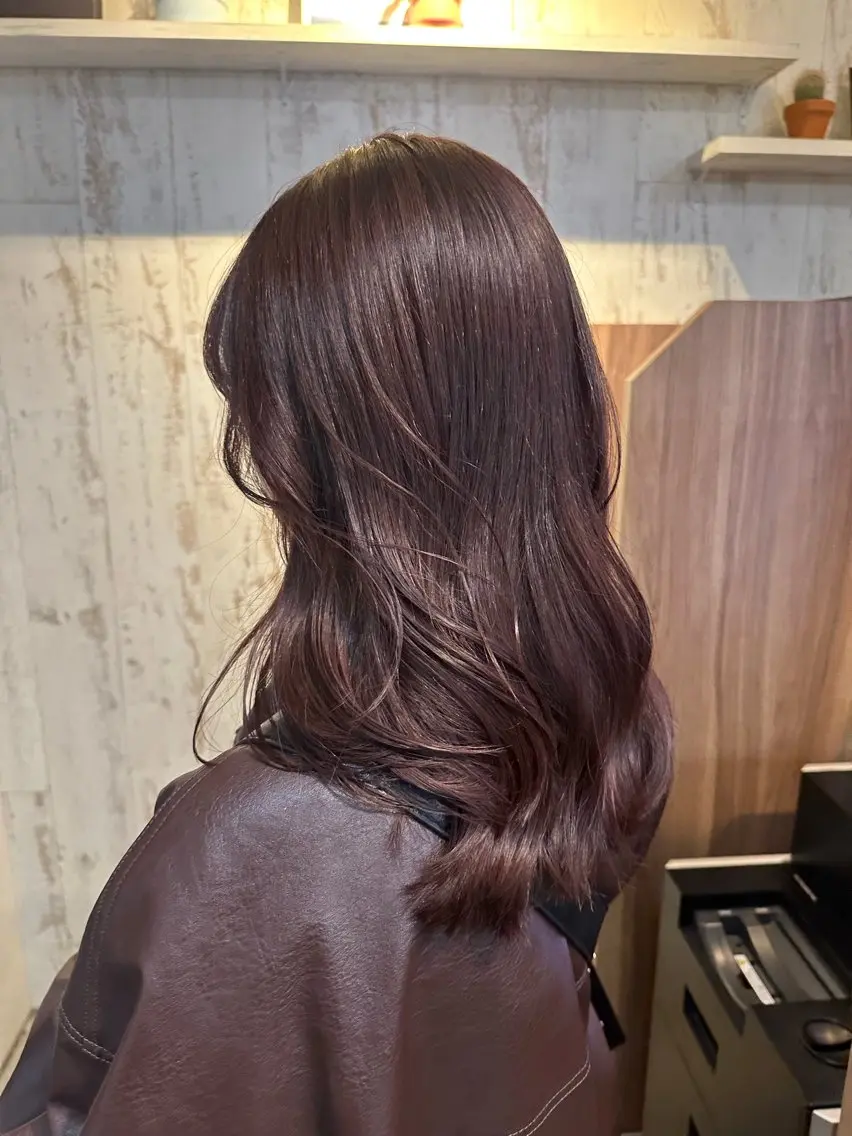 ミディアム カラー レッドカラー ❤️アヤカ レイヤーカット❤️のヘアスタイル