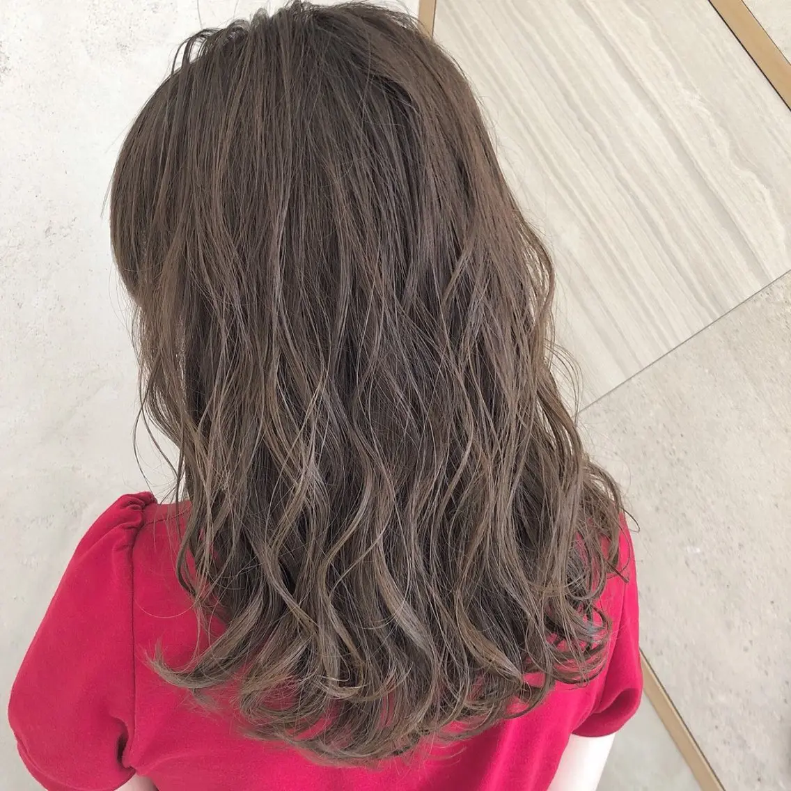 セミロング カラー カット ヘアカラー トリートメント 🌈髪質改善🌈 過去の1艶サラ体験✨のヘアスタイル