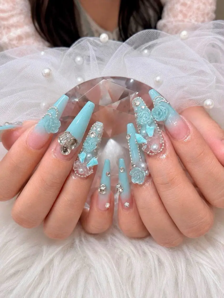 ネイル アートネイル チークネイル フレンチネイル ジェルネイル ガーリー HAPPI NAIL 大国町のネイルデザイン