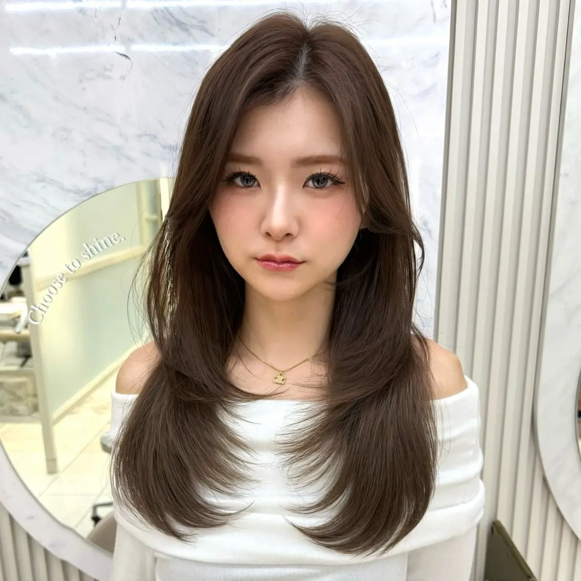 セミロング カラー カット ヘアカラー トリートメント 似合わせレイヤー/ 透明感カラーのヘアスタイル
