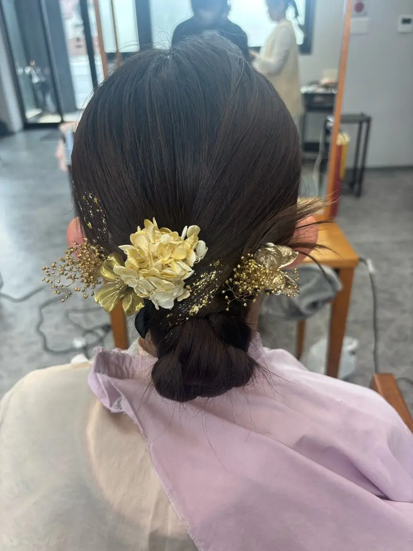 卒業式ヘアセットの写真