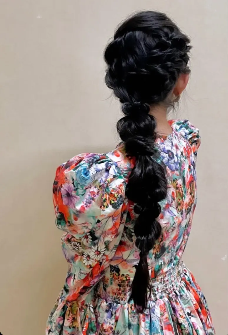 あみ下ろしヘアセットの写真
