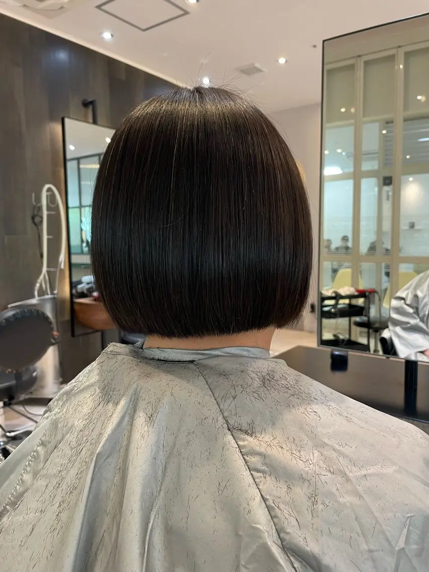 ショート ボブ ショートヘア オリーブカラー🫒/ ハッシュカット/みゆのヘアスタイル