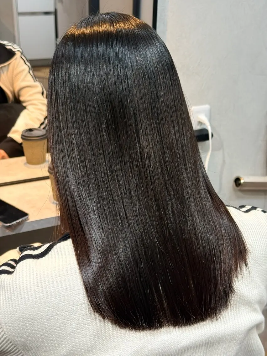 ミディアム カラー カット ヘアカラー 縮毛矯正 トリートメント soi 💜AYAKOのヘアスタイル