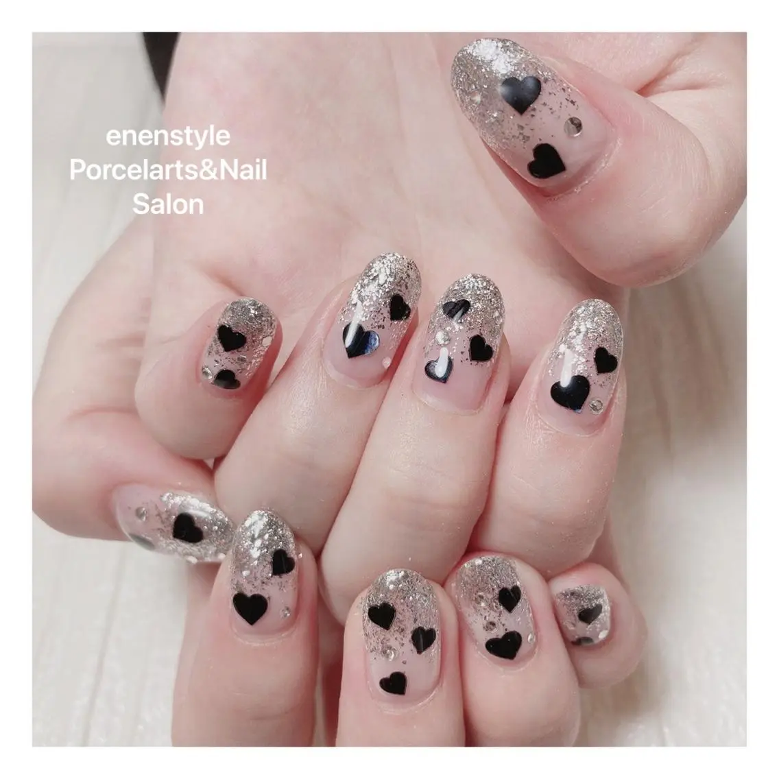 ミディアム ネイル ハンドネイル 🐾enen style 🐾のネイルデザイン