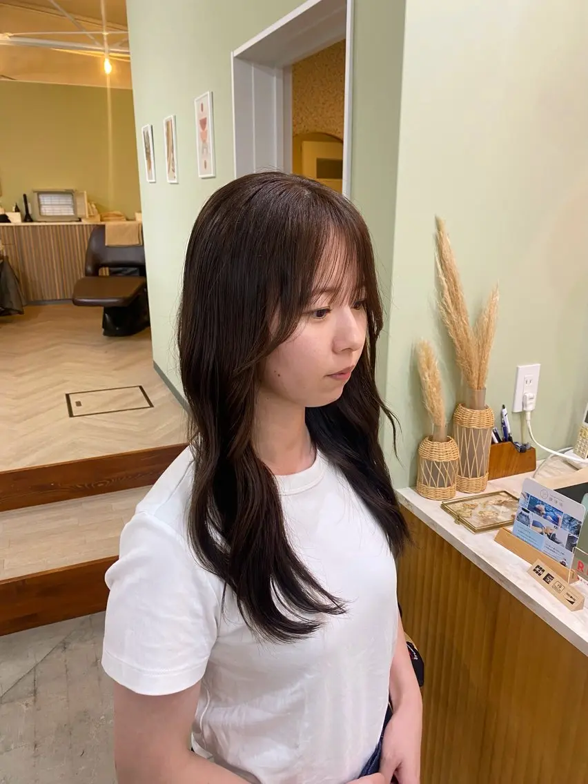 カラー ベージュカラー 透明感カラー 君島 花楓のヘアスタイル