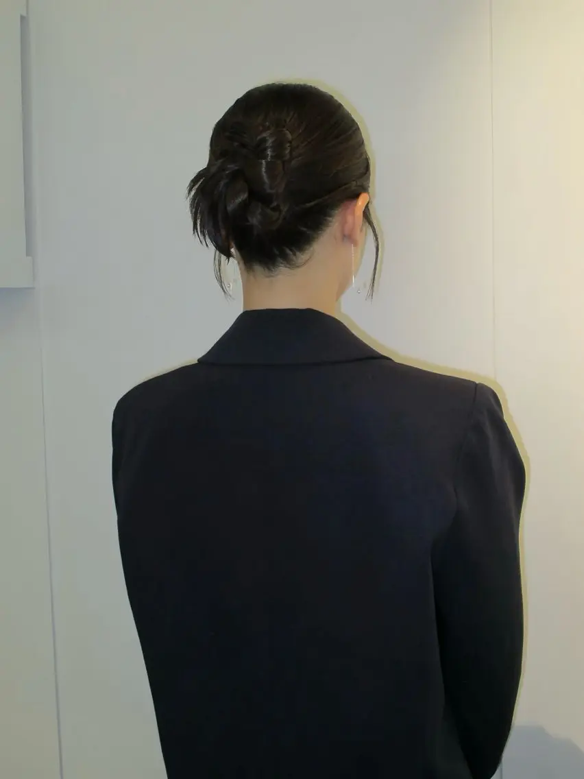 ミディアム カラー ヘアアレンジ ヘアセット mina 🌷のヘアスタイル