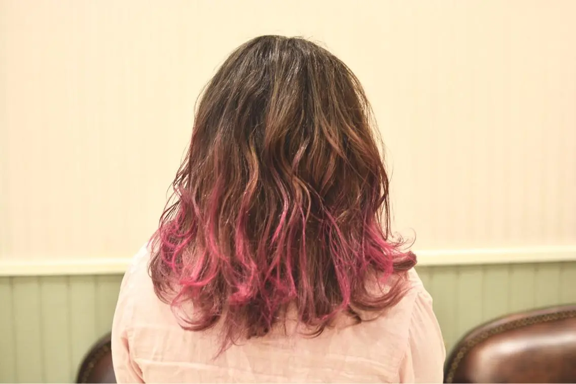セミロング カラー 信原 獎人のヘアスタイル