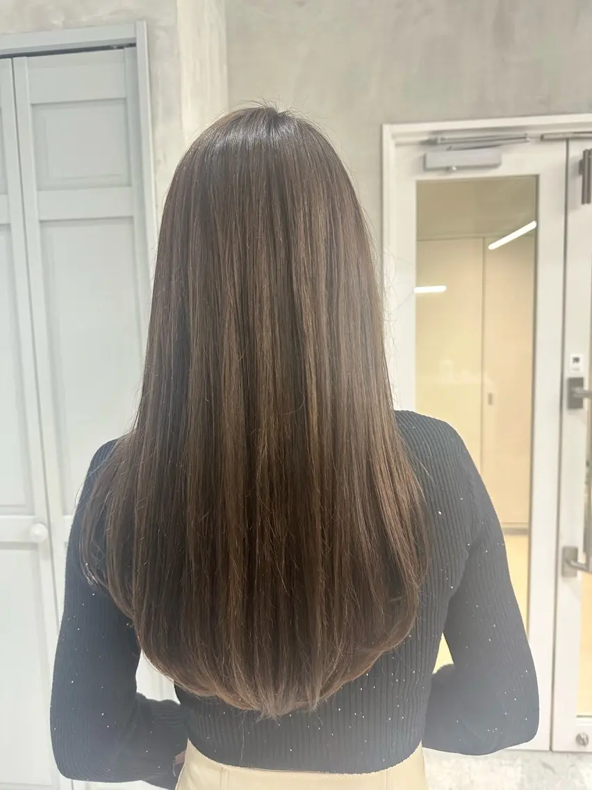ロング カラー カット ヘアカラー トリートメント 艶髪/縮毛矯正 特化　ヒトシのヘアスタイル