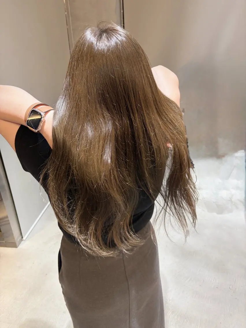 ロング ヘアカラー 似合わせ🌿 AYAKAのヘアスタイル