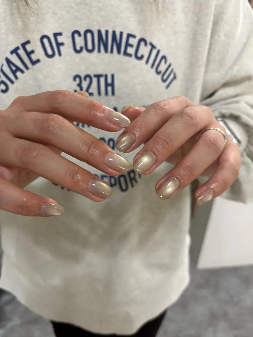 ネイル 氷ネイル・うるうるネイル ハンドネイル GLUCK nail kanamiのネイルデザイン