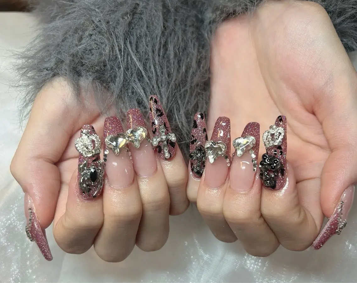 ネイル ハンドネイル Luna Nailsのネイルデザイン