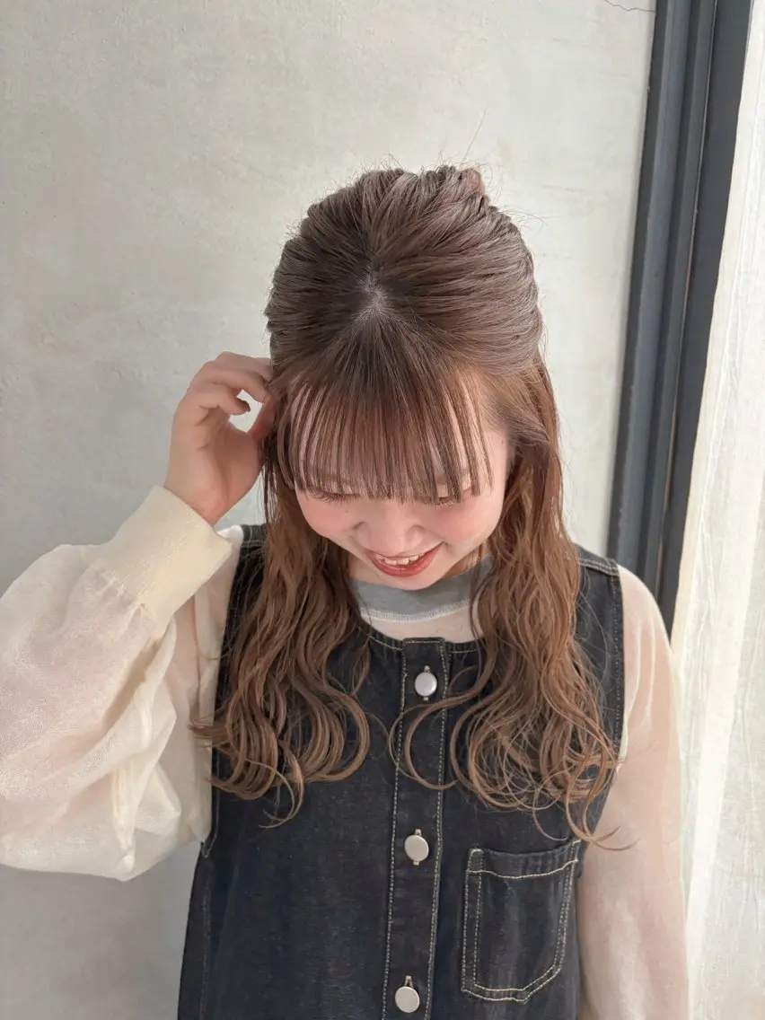 ロング ヘアアレンジ ハーフアップ はしもと みおのヘアスタイル