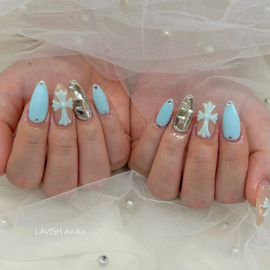 ネイル ハンドネイル LAVISH ayukaのネイルデザイン