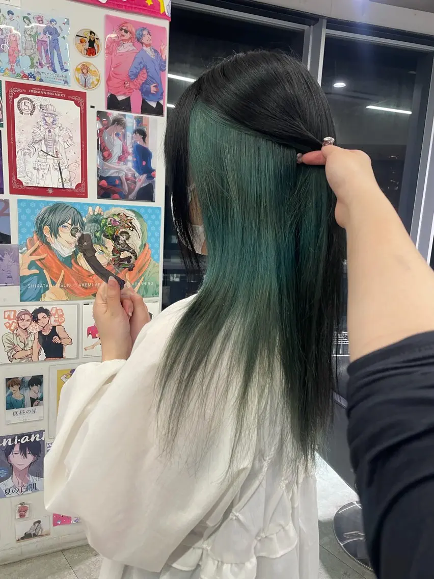 ロング カラー インナーカラー ヘアカラー 似合わせカット/ デザインカラー🦄のヘアスタイル