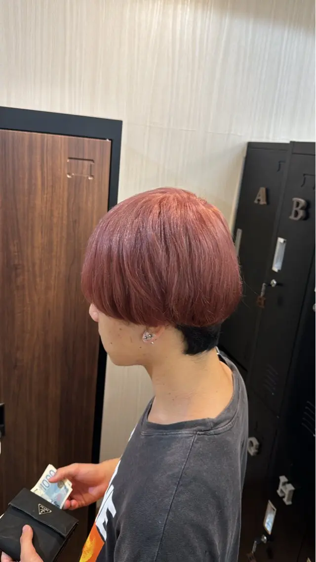 カラー ベージュカラー ブリーチ ピンクカラー ピンクベージュ 八木 輝のヘアスタイル