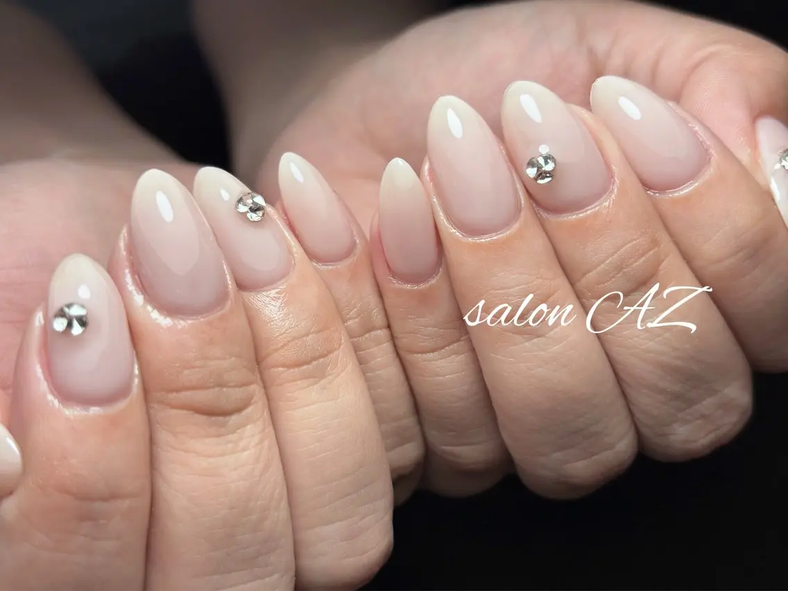ネイル アートネイル フレンチネイル マグネットネイル ニュアンスネイル オフィスネイル ハンドネイル salon AZのネイルデザイン