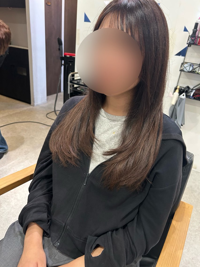 ロング カット ヘアカラー 江川 輝星のヘアスタイル