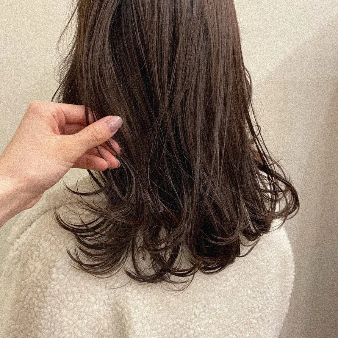 カラー 依咲 isakiのヘアスタイル