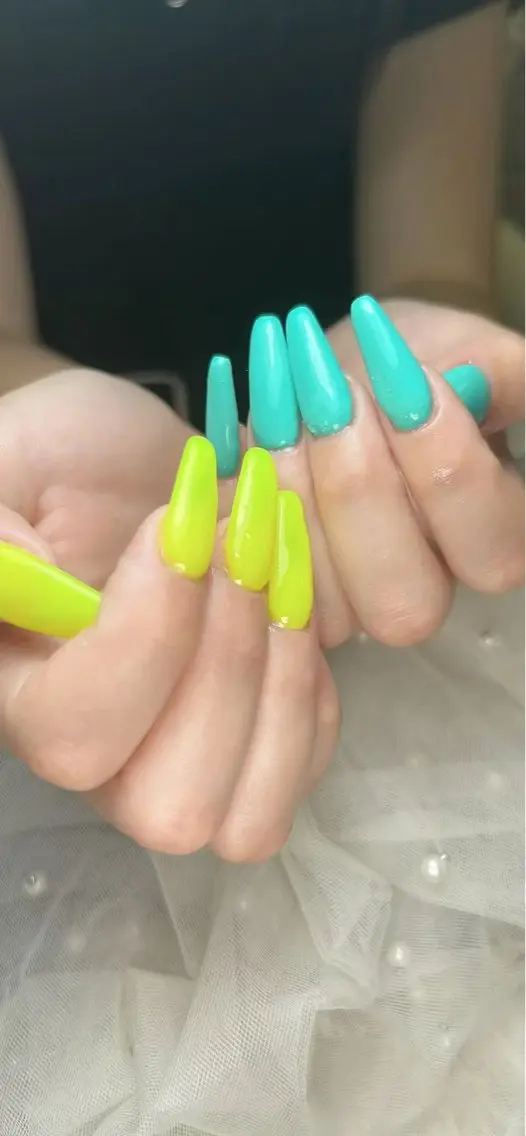 ネイル ゆみ 🌻ひまわりサロンのネイルデザイン