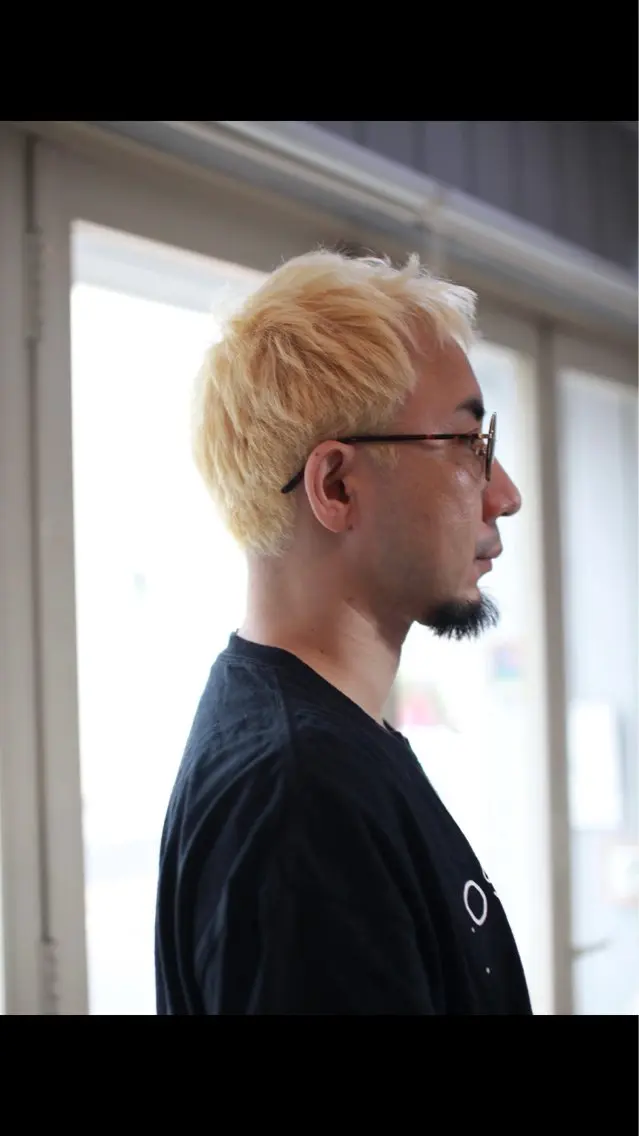 ショート カラー メンズ カット ヘアカラー トリートメント 大西 カズマのヘアスタイル
