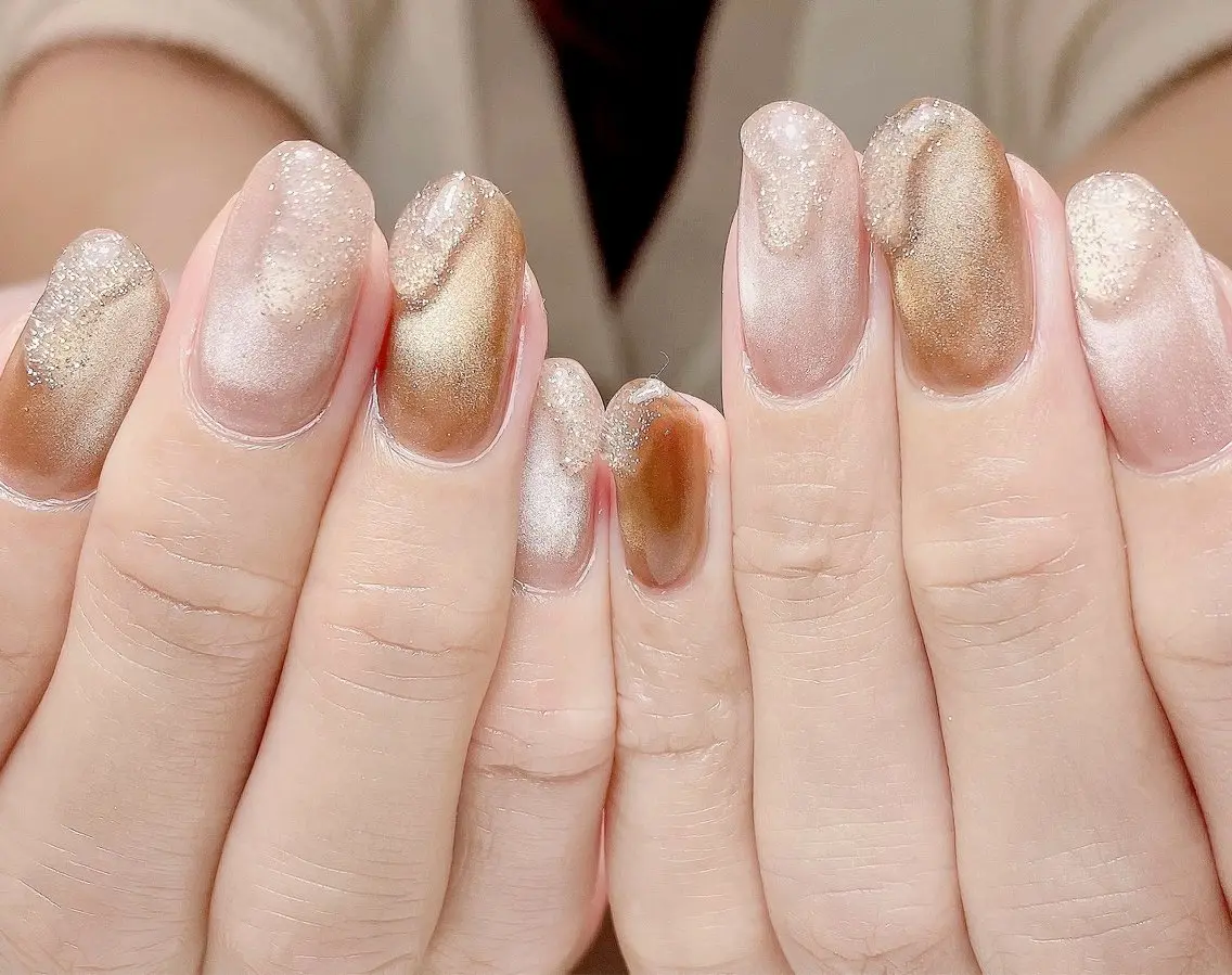 ネイル フラッシュネイル ラメ(グリッター) マグネットネイル ぷっくりネイル Nail Salon K 🧸美爪育成のネイルデザイン