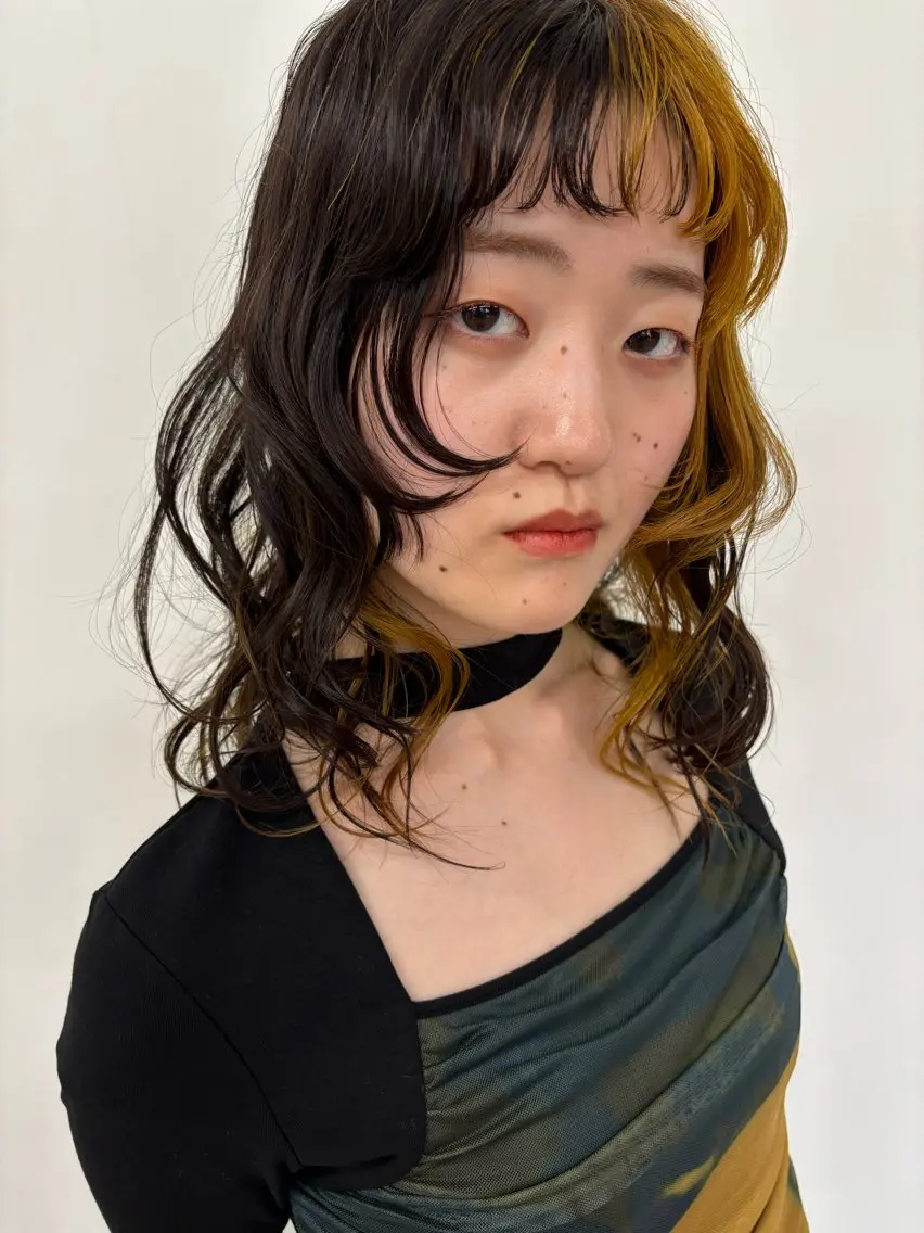 ミディアム カラー ヘアアレンジ ミディアムパーマ デザインカラー affetto山田 彩智のヘアスタイル