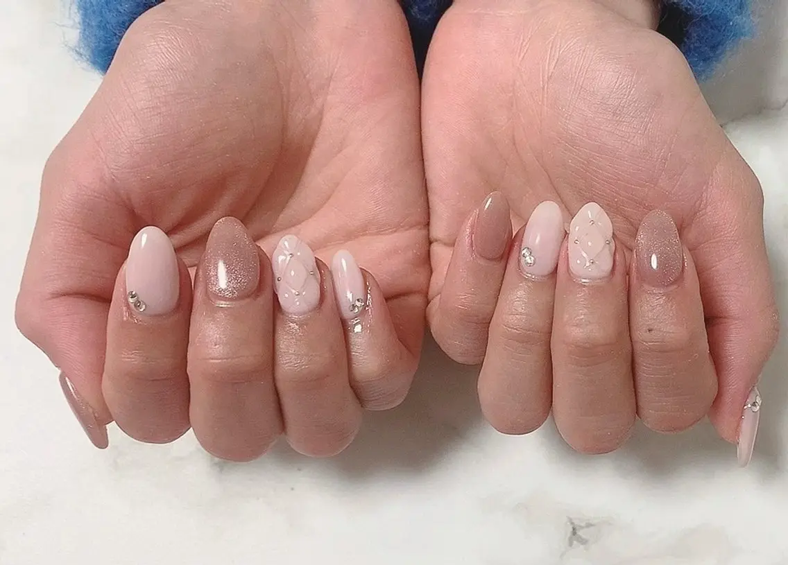 ネイル 持ち込み ネイルサロン Lentoのネイルデザイン
