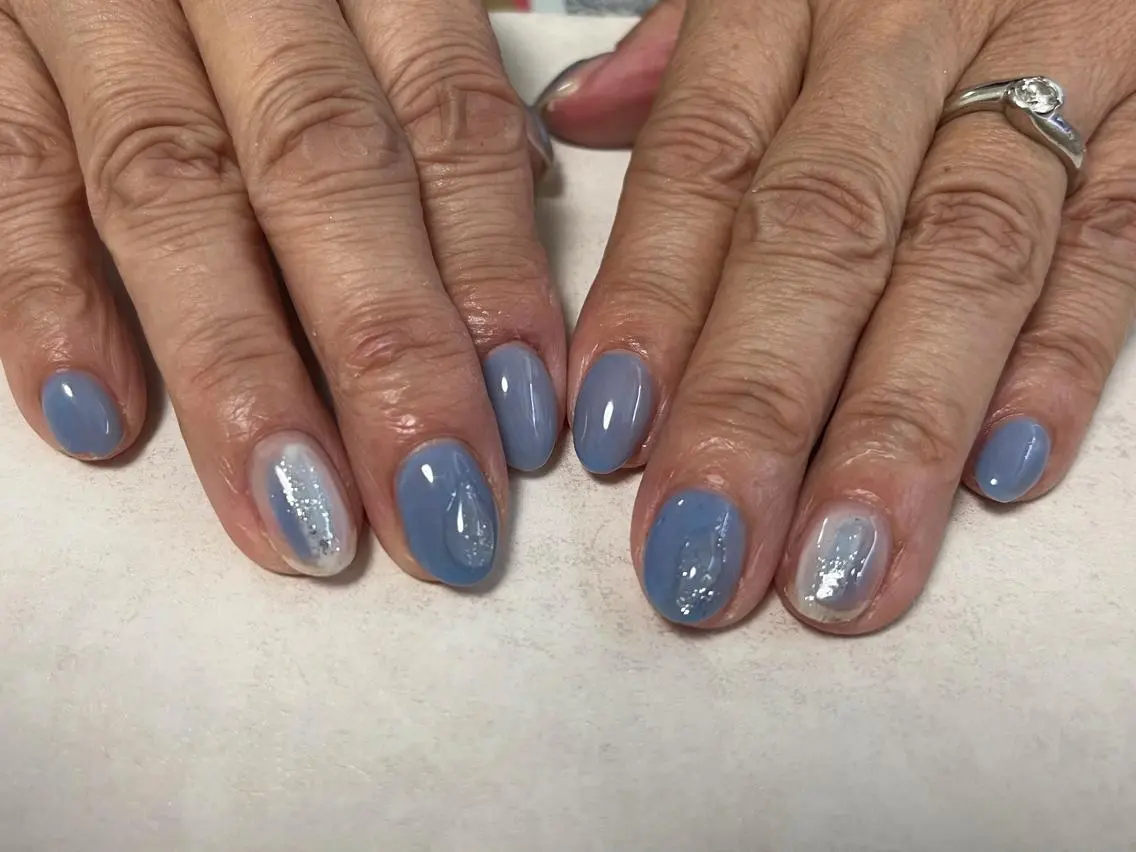 ネイル オーロラネイル フラワーネイル フットネイル フレンチネイル ジェルネイル ハンドネイル mogunail &blowのネイルデザイン