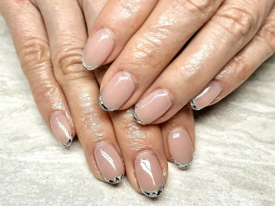 ネイル アートネイル 入学式 フレンチネイル ガラスフレンチ 卒業式 JULIE NAILのネイルデザイン
