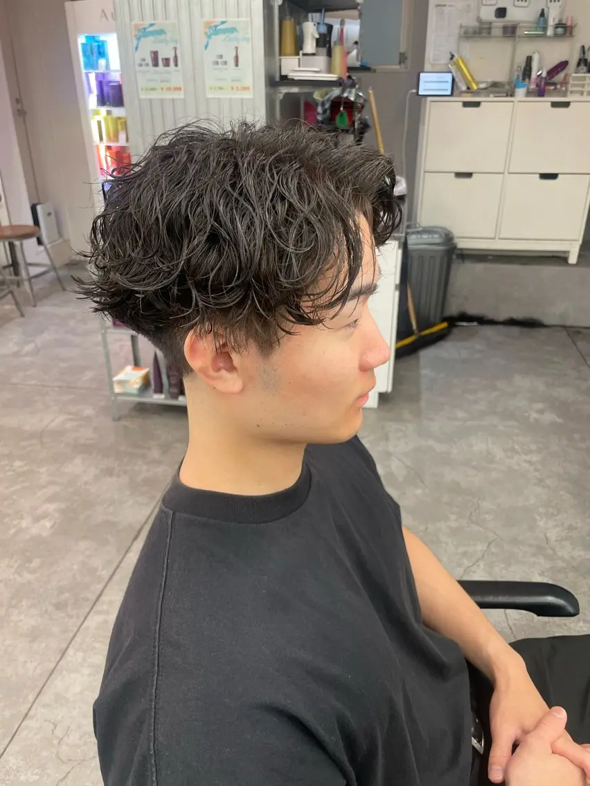 パーマ メンズ カット パーマ メンズ特化✨️ 韓国風パーマ🔥一八のヘアスタイル