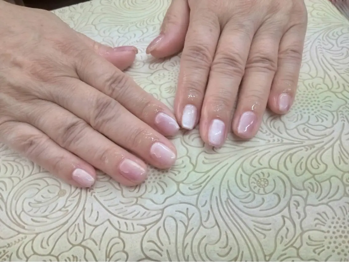 ネイル フラワーネイル precious nail roomのネイルデザイン