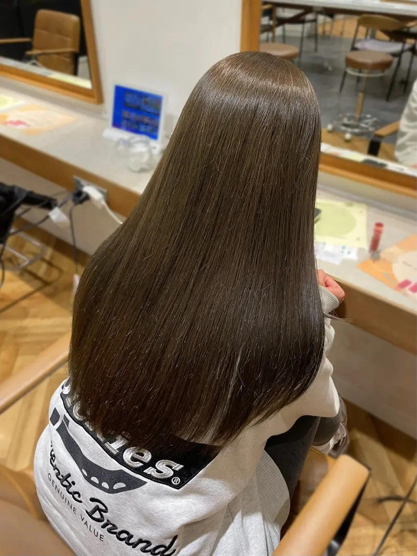 ロング カラー ブラウンカラー 透明感カラー ナチュラルブラウン ロング ヘアカラー スエキ タクミ／昭島のヘアスタイル