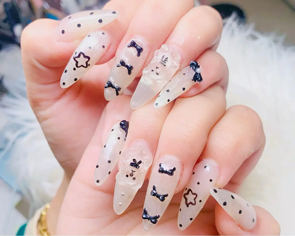 ネイル チークネイル 長さ出し フットネイル 韓国ネイル マグネットネイル ハンドネイル ハンドケア AN NAIL _HOAのネイルデザイン