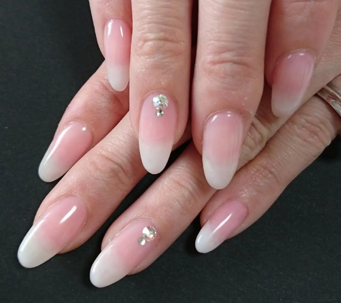 ネイル ロングネイル Lilith Nailのネイルデザイン