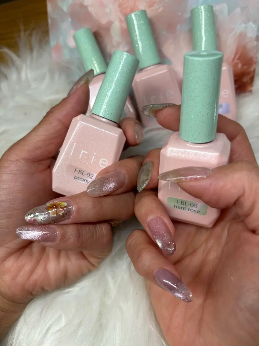 ネイル アートネイル マグネットネイル ハンドネイル NailSalon Bijouのネイルデザイン