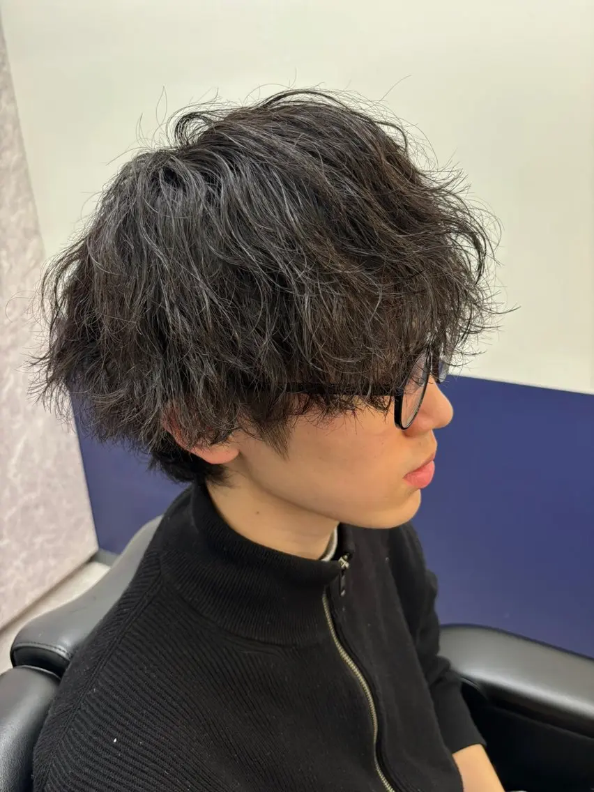 ツイストスパイラルパーマ＋カットの写真