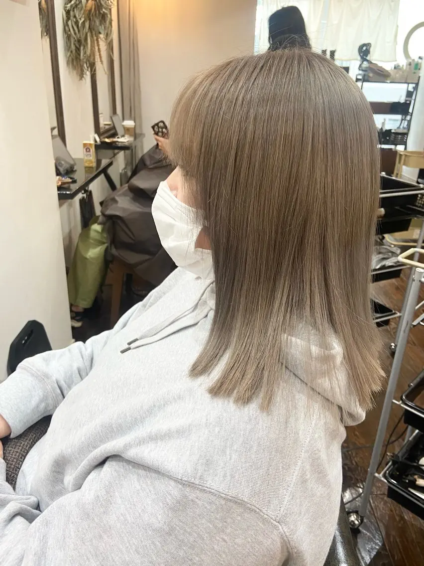 ミディアム カット ヘアカラー 透明感カラー/ 加瀬たまものヘアスタイル