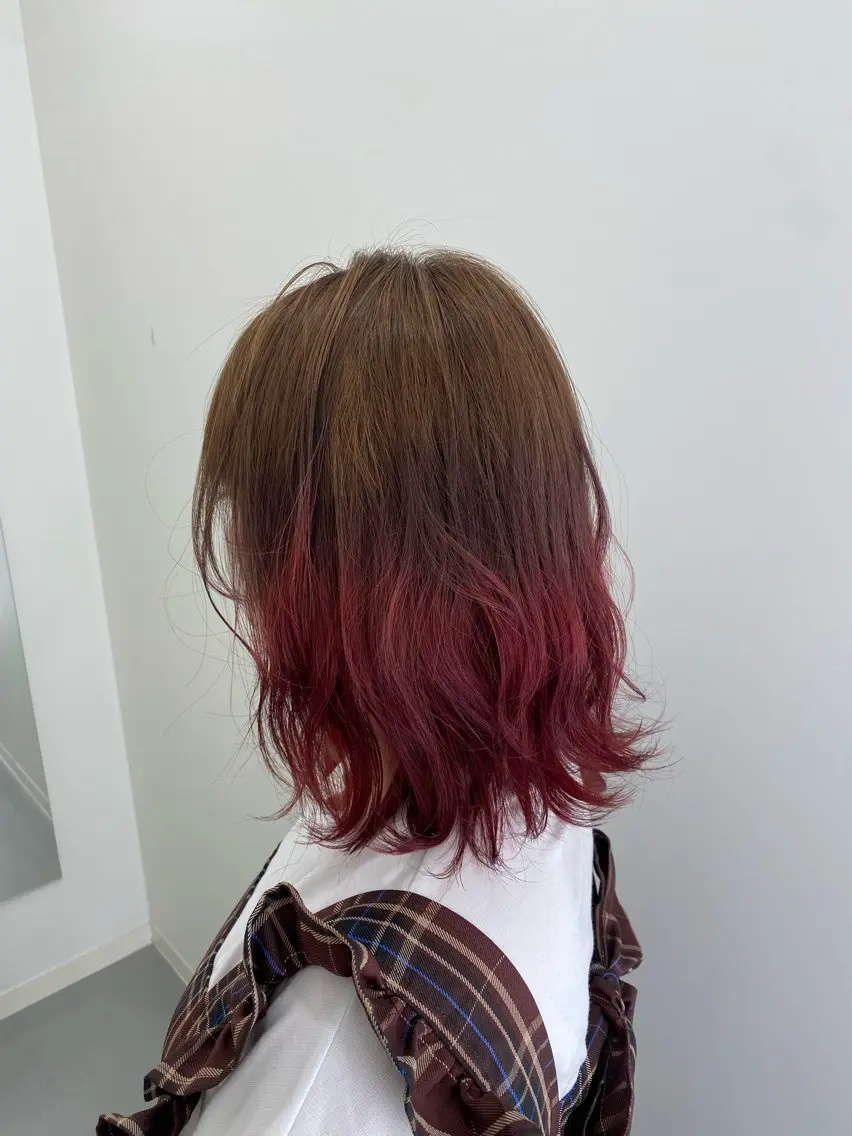 ミディアム カラー ブリーチ デザインカラー 小岸 竜のヘアスタイル