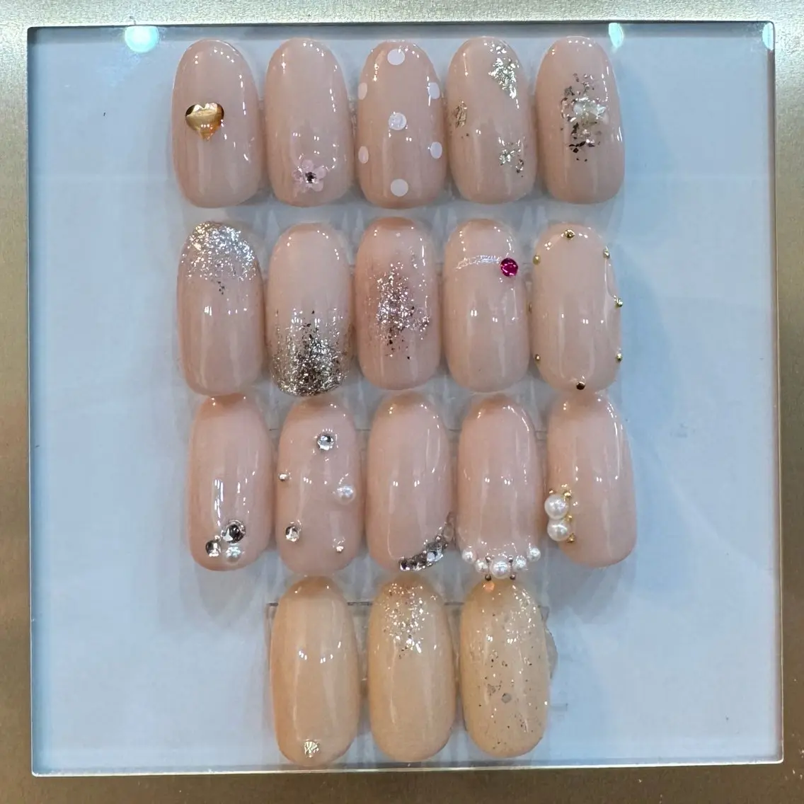 ネイル ハンドネイル THE BALM💅 Alisaのネイルデザイン