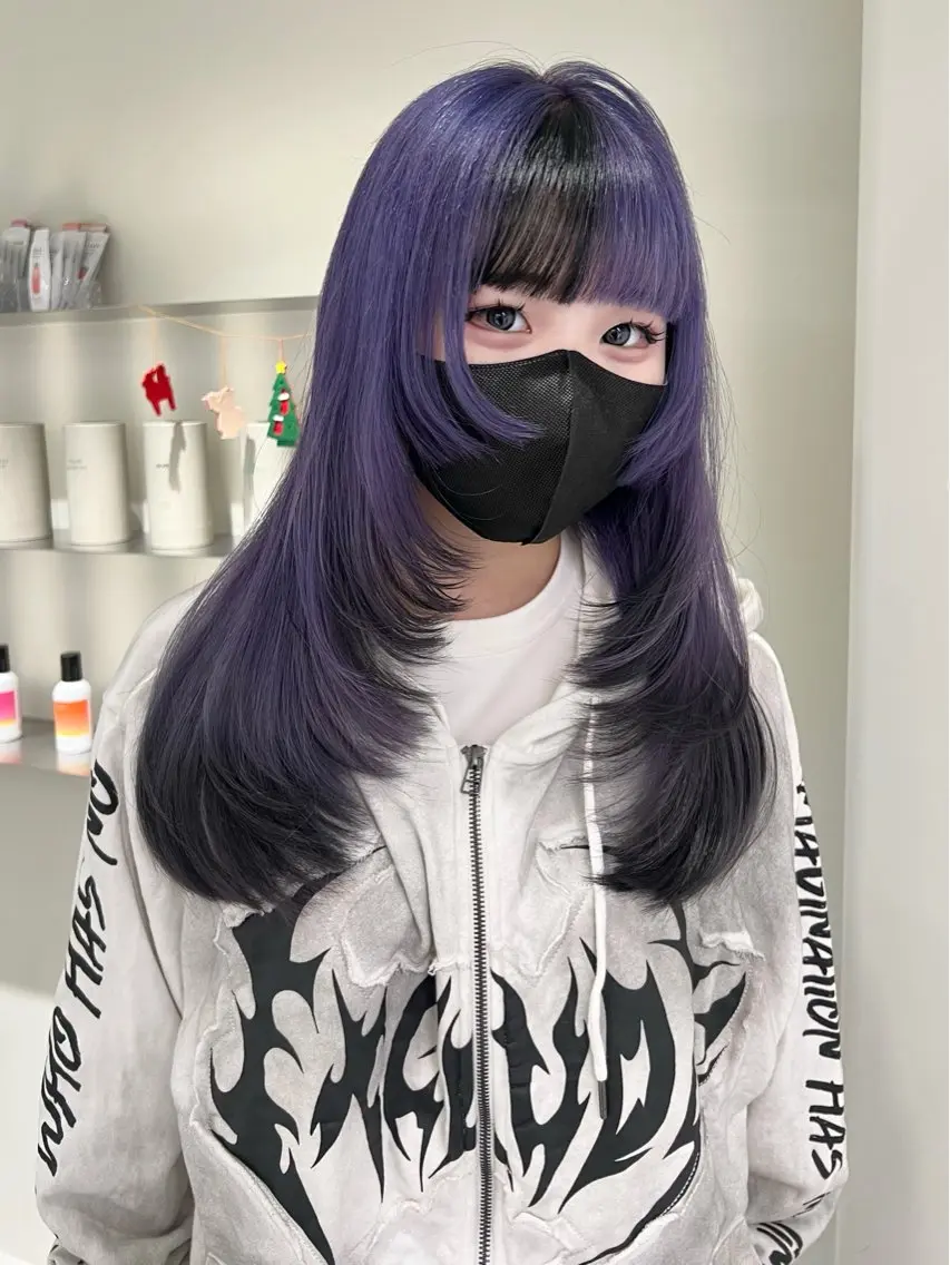 ロング カラー ブリーチ デザインカラー ラベンダーカラー 顔まわりレイヤー レイヤーカット RIN🪐 ウルフ／ハイトーンのヘアスタイル