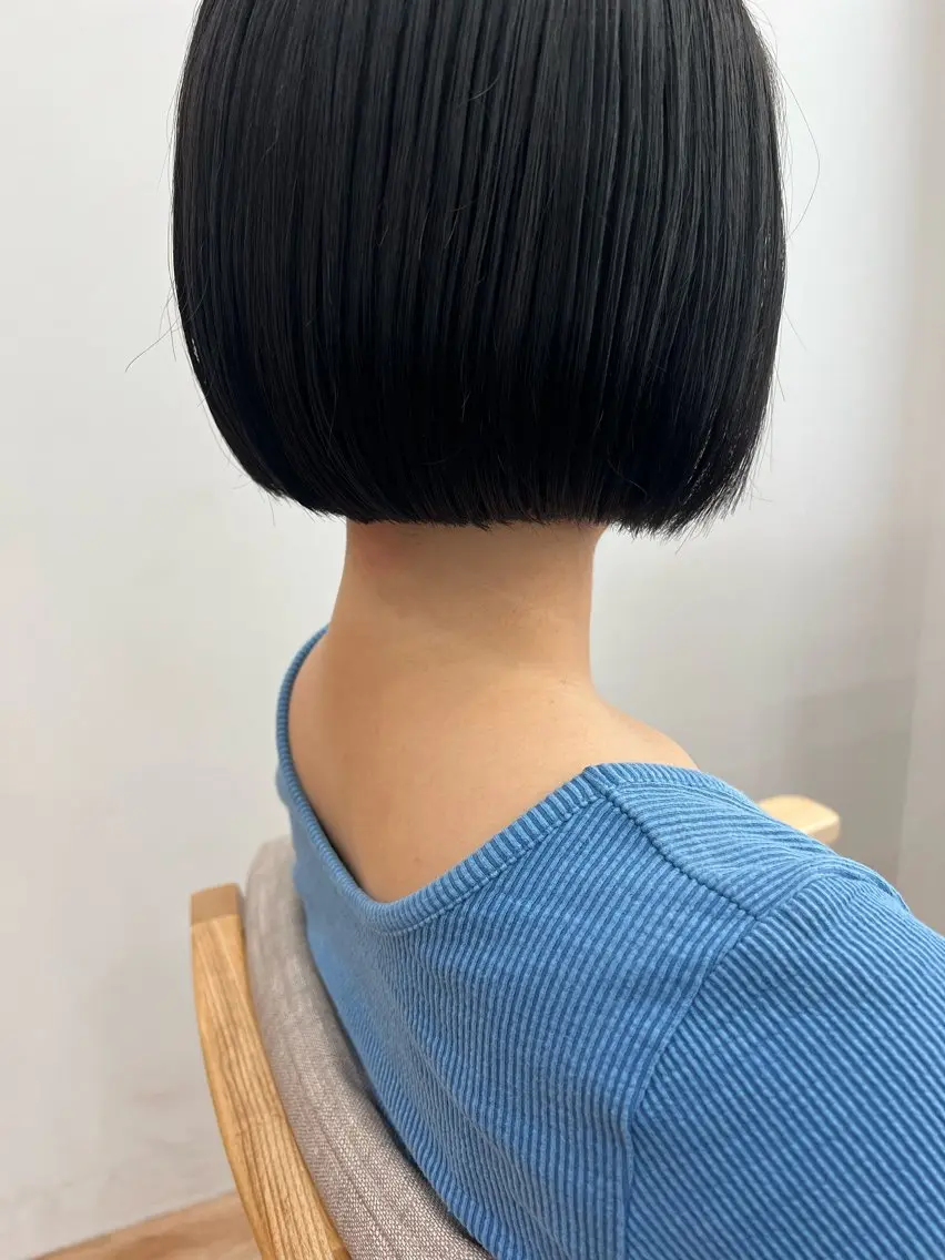 ショート カラー カット サナ🌱 切りっぱなしボブのヘアスタイル